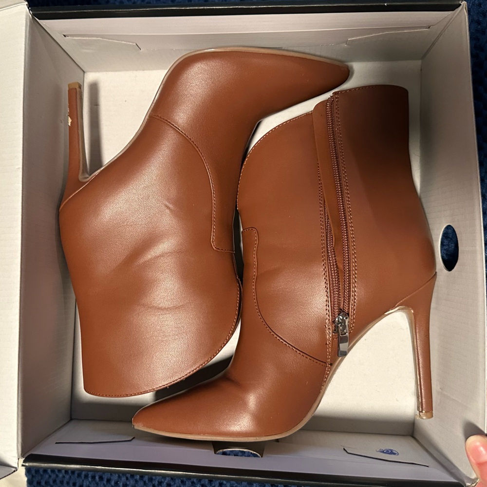 Nine West Tan Heeled Boots